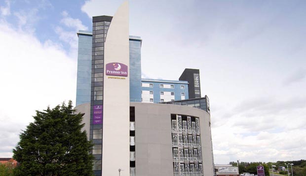 Exterior at Premier Inn Hull City Centre